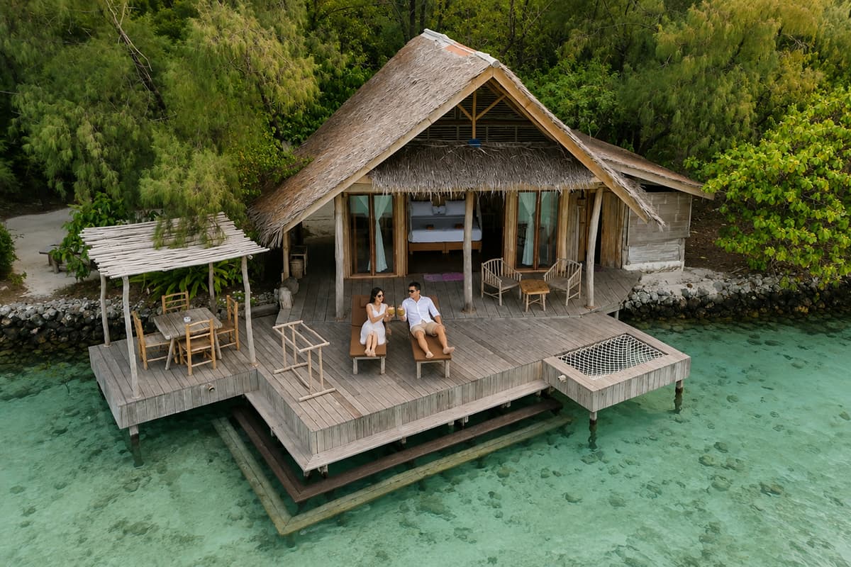 Resort Pulau Seribu untuk Honeymoon: Pilihan Liburan Berdua 6 honeymoon di resort Kepulauan Seribu