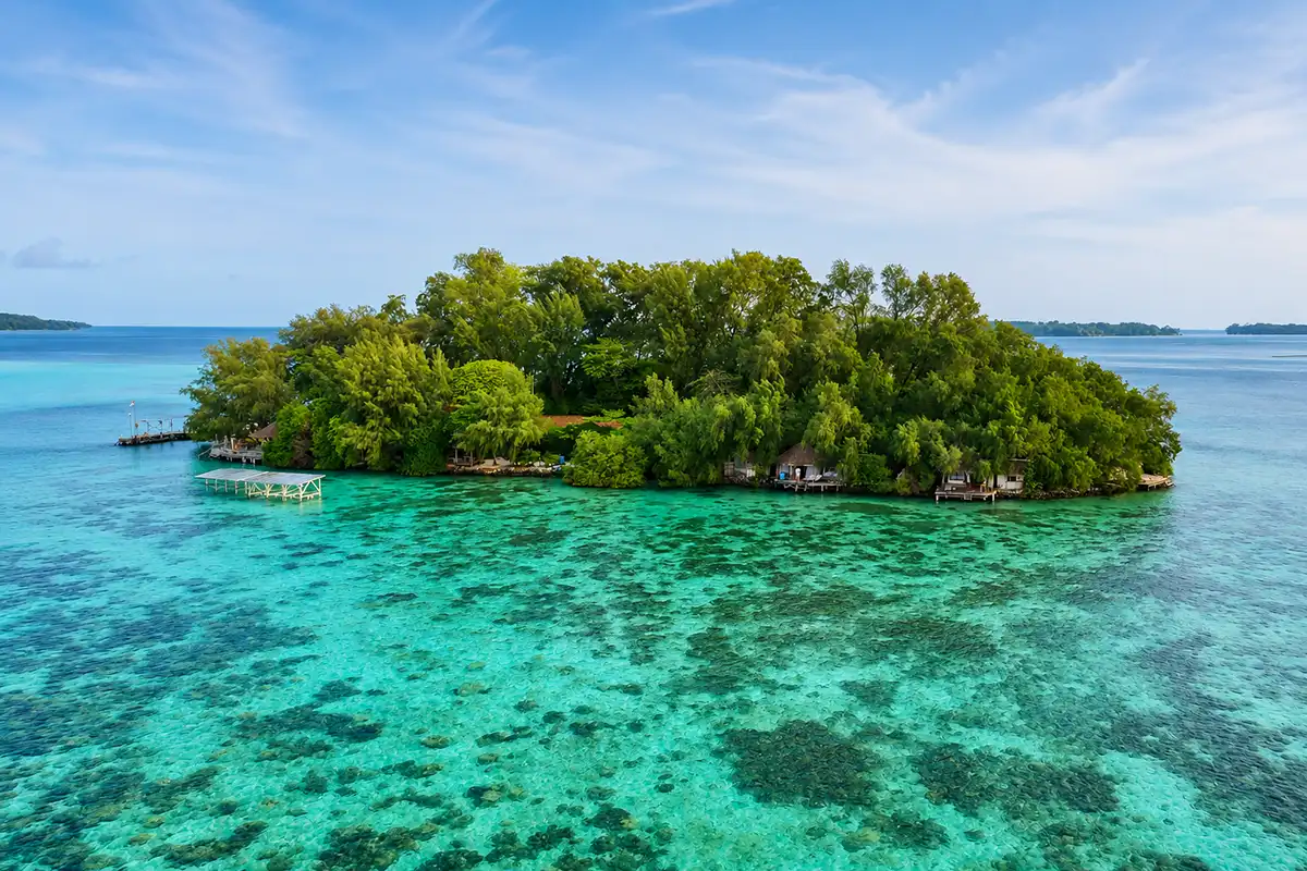 Cottage Pulau Macan Eco Resort di tepi laut Kepulauan Seribu